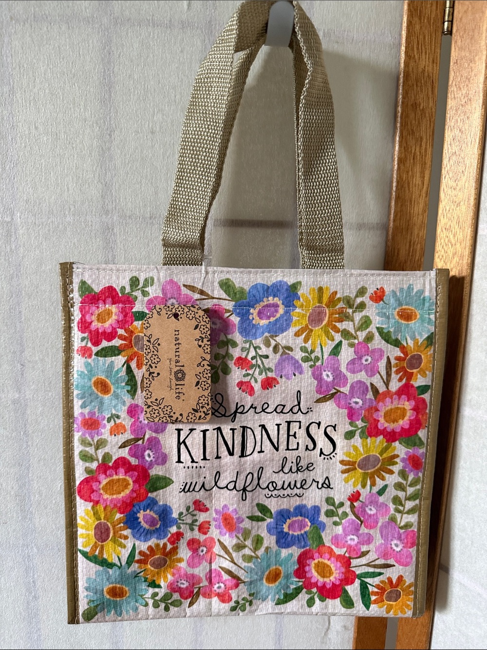 Natural Life Lunch Tote “Spread Kindness like wildflowers”….